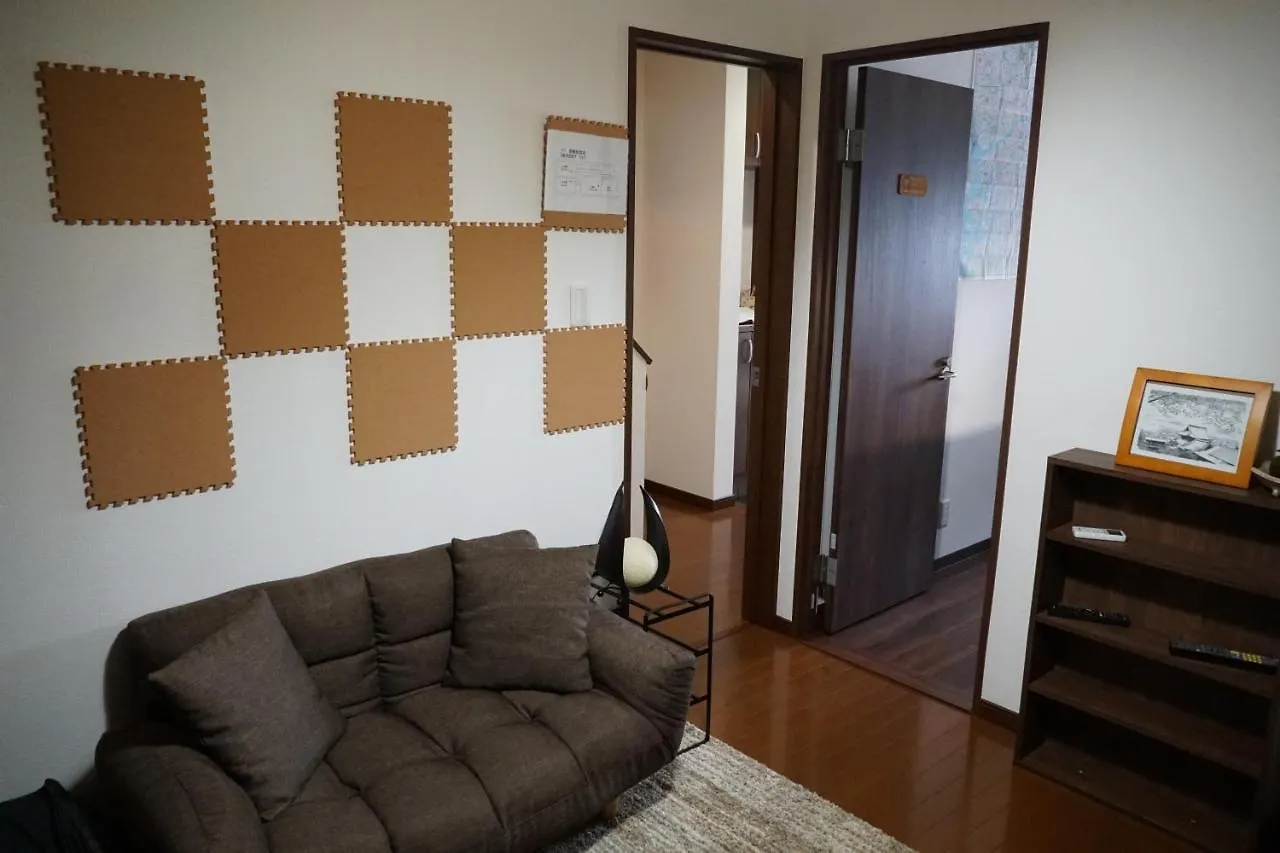 Auberge Du Tanuki Noir Maison D'Hotes Осака 3*,  Япония